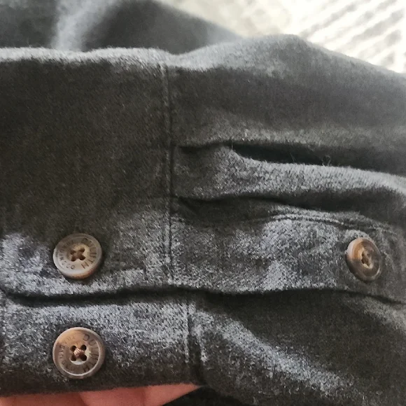 Duluth Trading Co Charcoal Free Swinging Flannel Button-Up Shirt - Picture 4 of 5